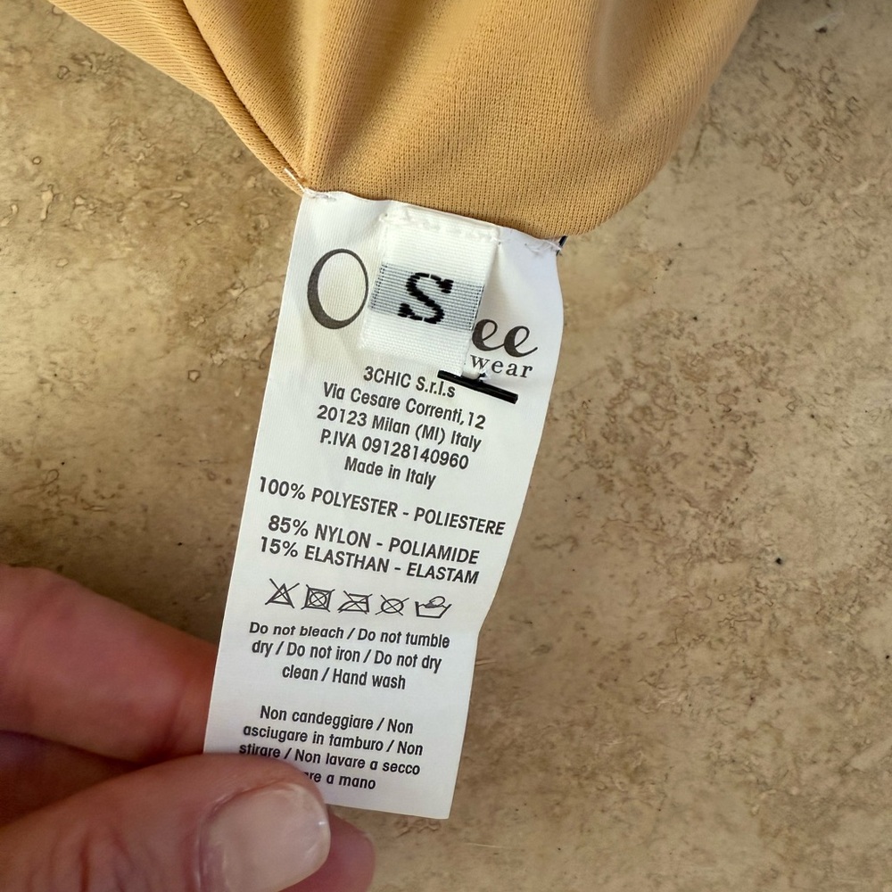 Oseree metallic Gold Lumiere One-Shoulder One Piece - Picture 4 of 4